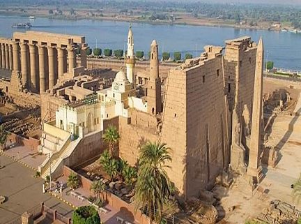 Destino Egito templo de Luxor