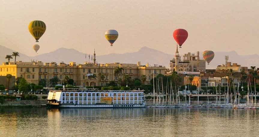 Voar de balão sobre Luxor
